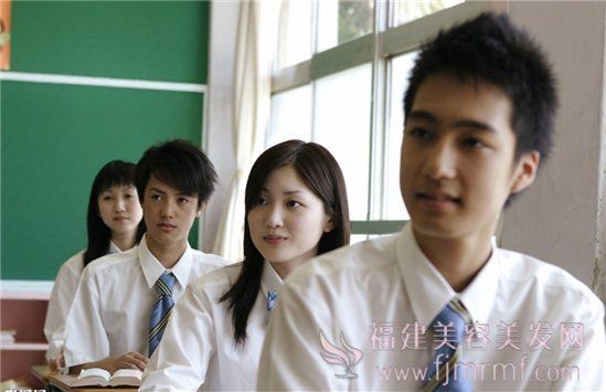 美容美发学员不要当自(zì)己是上帝 美容美发学员不(bú)要(yào)当自己是上帝